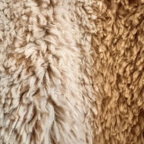 FINAL PRICE KENNETH COLE | Tan Teddy Jacket with Satin Lining - Picture 8 of 9